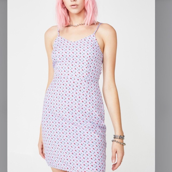 FINAL PRICE🏷DITSY FLORAL CAMI DRESS - Picture 2 of 5